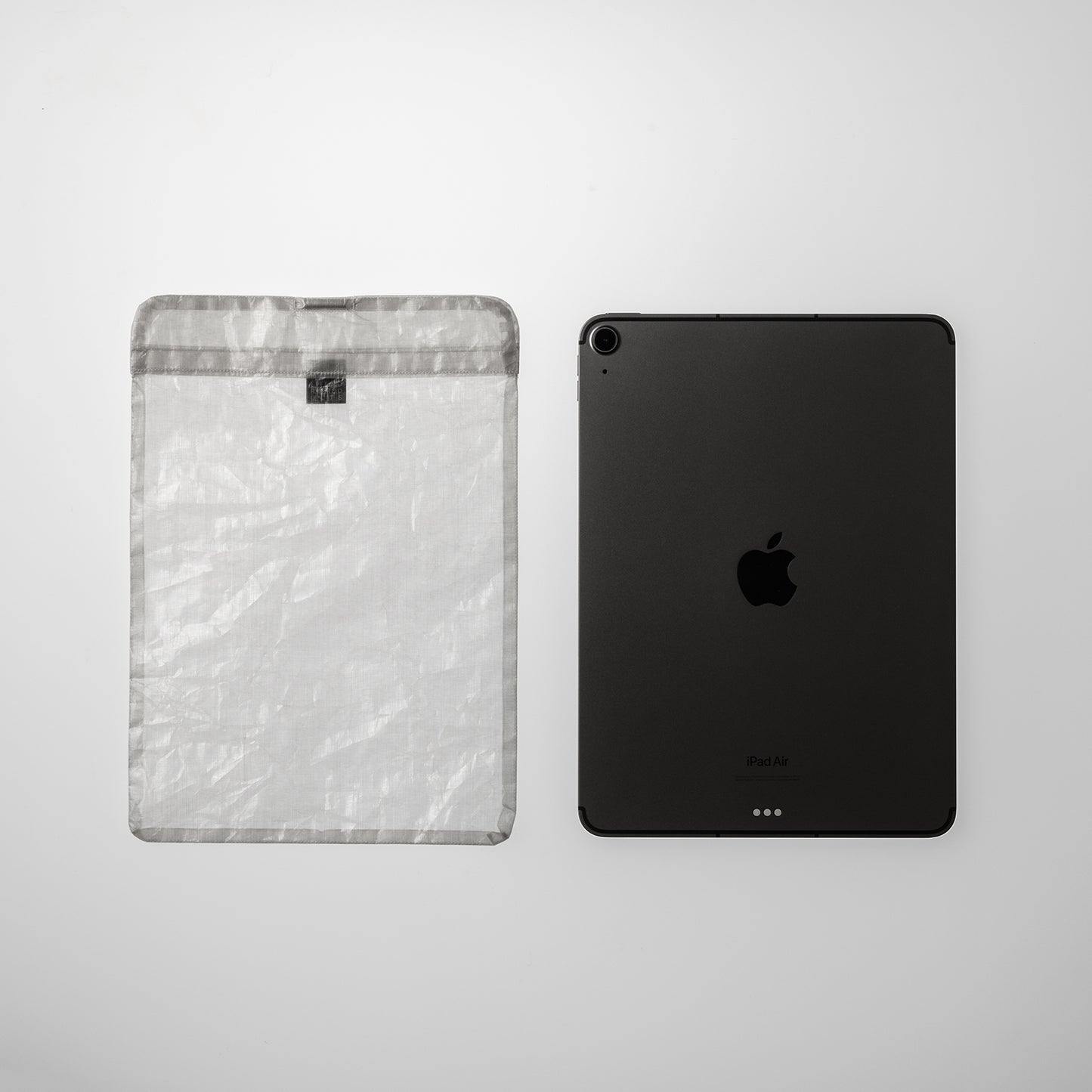 Film Sleeve with Dyneema® for iPad Air