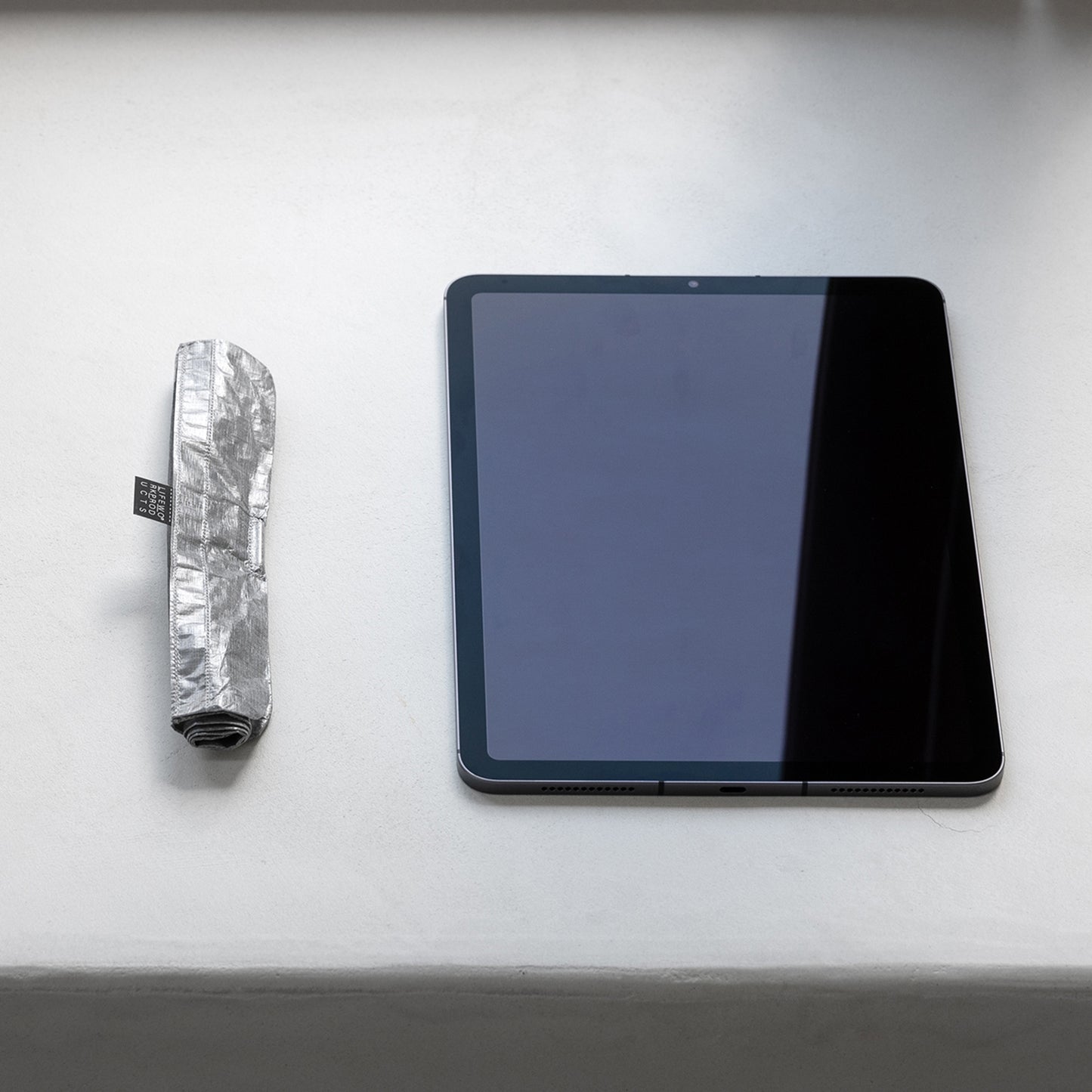 Film Sleeve with Dyneema® for iPad Air