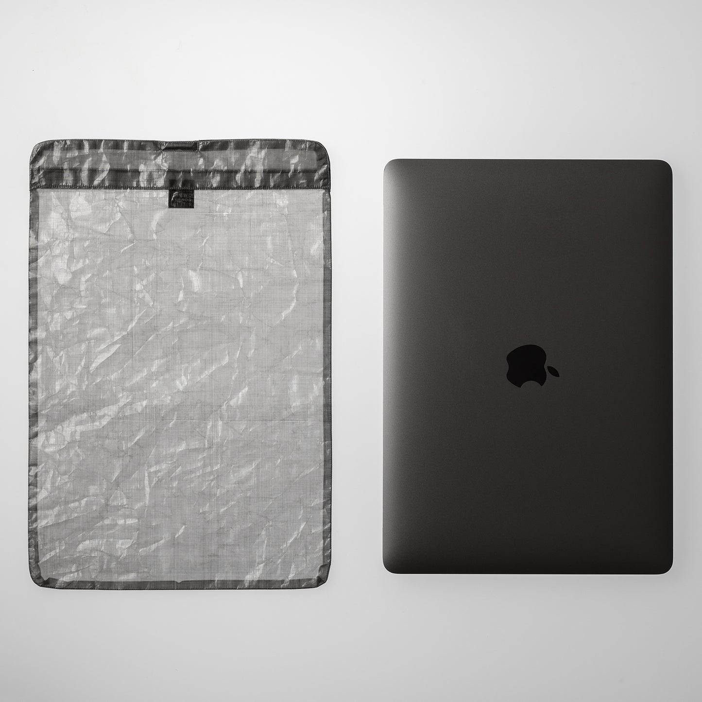 Film Sleeve with Dyneema® for MacBook Air (M1)